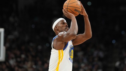 世界杯实时赔率查询-科尔称没巴特勒勇士罚球会锐减 名记列数据：他造犯规率比SGA还高